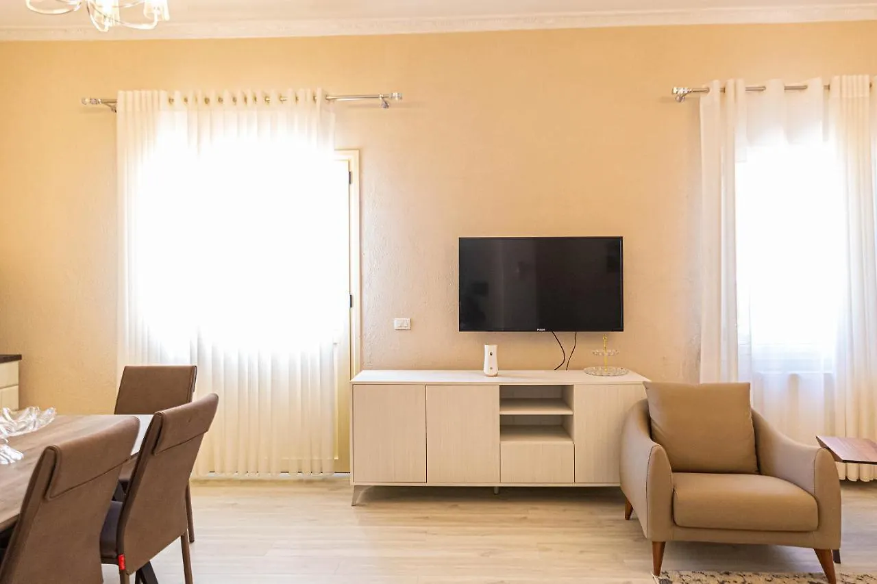 Laberia Apartments Vlore 0*,